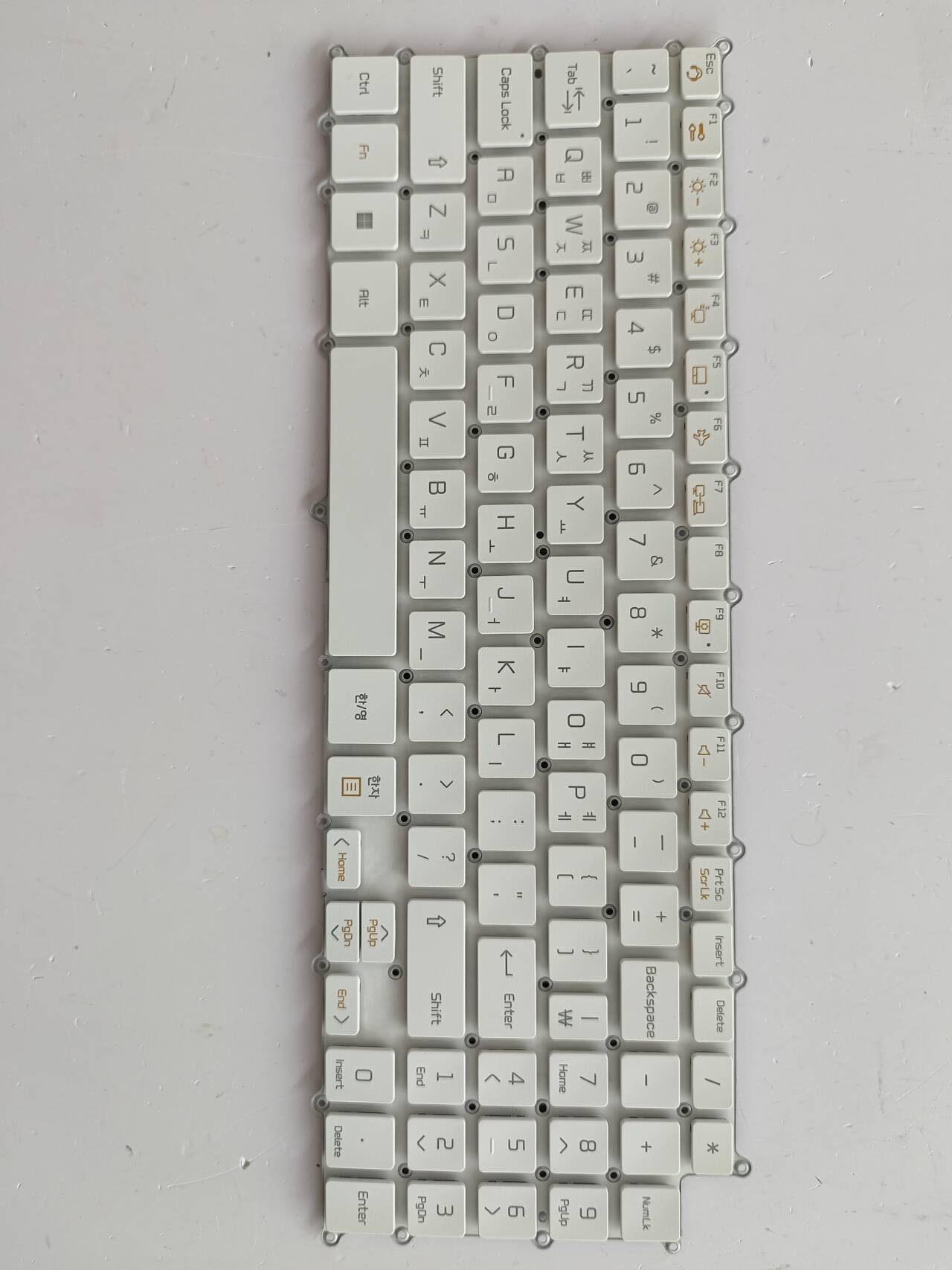 Picture of New Replacement Laptop Keyboard For LG 15Z90N WHITE Other Language Layout